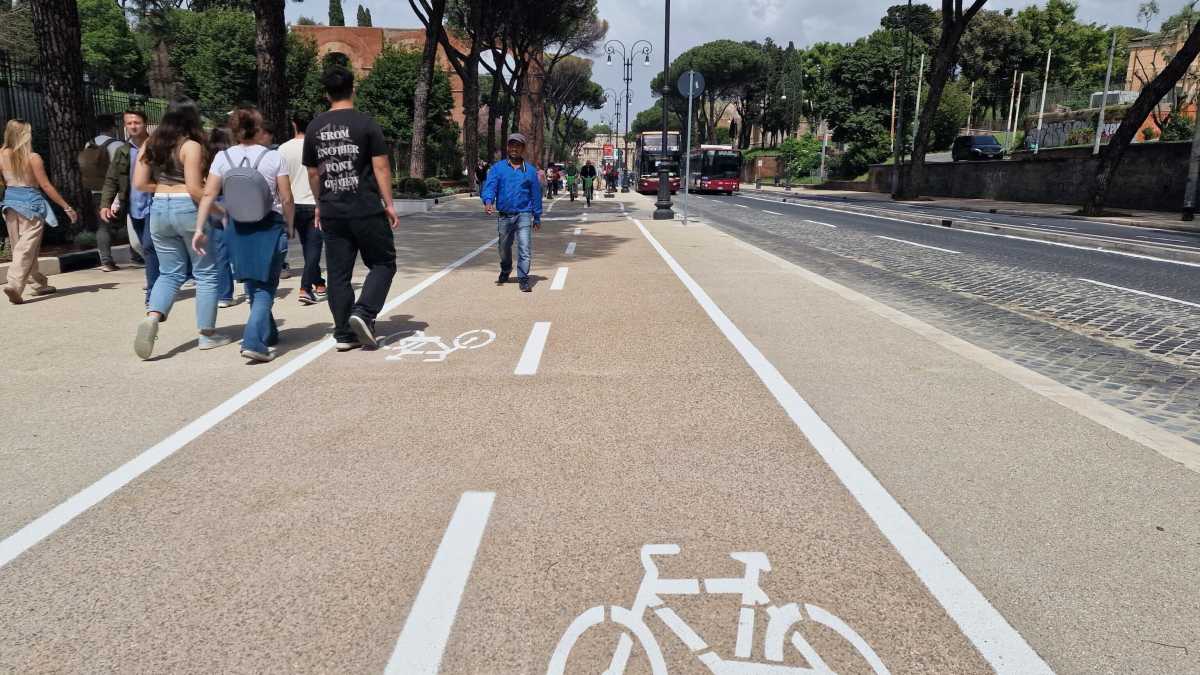 Immagine di Una ciclabile al giorno. Le ex Cenerentole della mobilità si prendono la scena romana