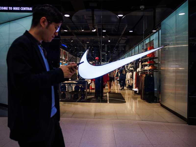 Negozio Nike in un centro commerciale di Bangkok, in Thailandia (Foto di Lauren DeCicca/Getty Images) <br />