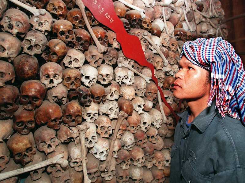 Gli “uomini nuovi” di Pol Pot erano educati a “uccidere dieci innocenti piuttosto che lasciar scappare un solo colpevole” (foto Ansa) <br />