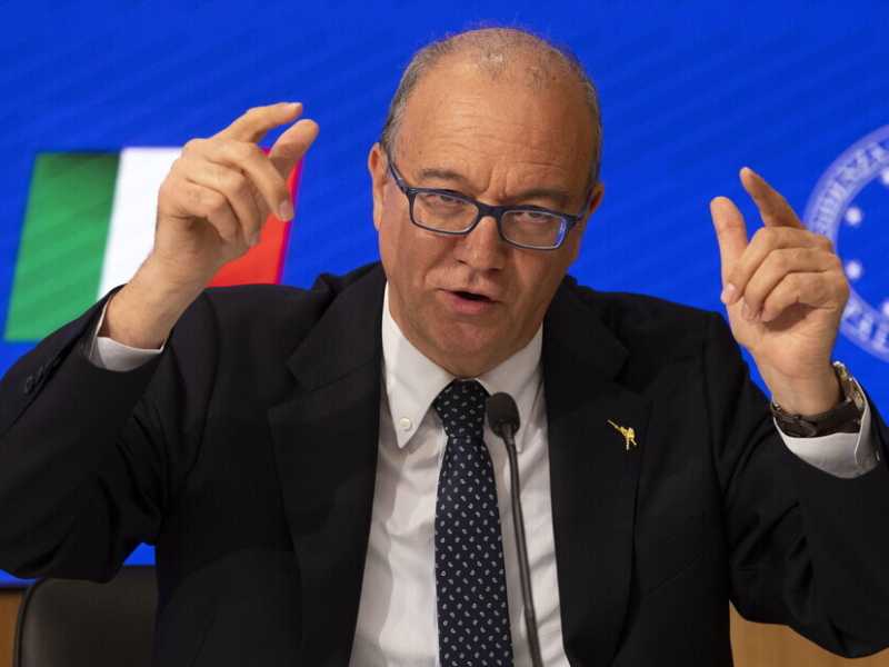 Giuseppe Valditara (Ansa)