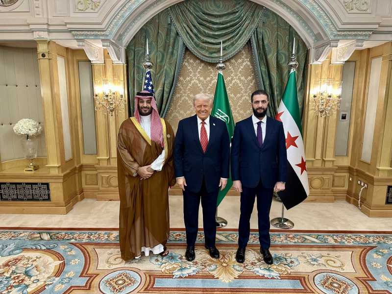 Bion Salman, Trump e Sharaa insieme a Riad&nbsp;