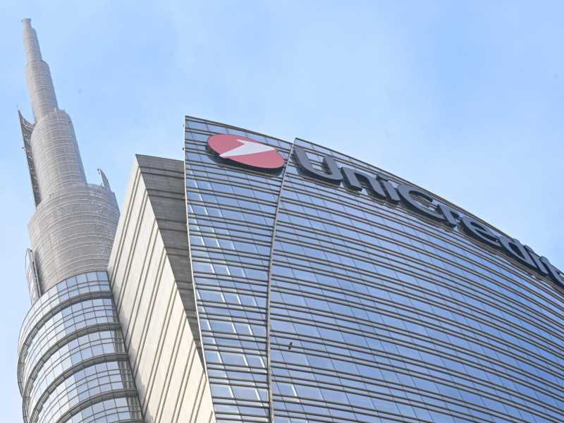 Chi subisce la mossa di Consob su Unicredit