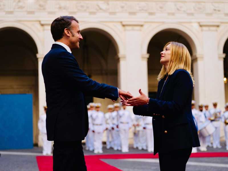 “Macron oggi è più vicino alle nostre politiche”. Parla Carlo Fidanza
