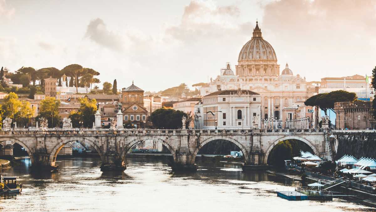 Immagine di Giardini e terrazze. Ristoranti all’aperto, idee fresche per l’estate romana. Tra vivai, rooftop e dehors