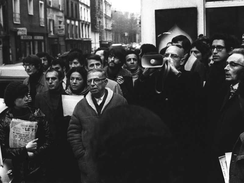 Sartre e Gluksmann con Foucault, che della Rivoluzione khomeinista scrisse: &ldquo;&Egrave; la forma pi&ugrave; moderna della rivolta e la pi&ugrave; folle&rdquo; (Getty)