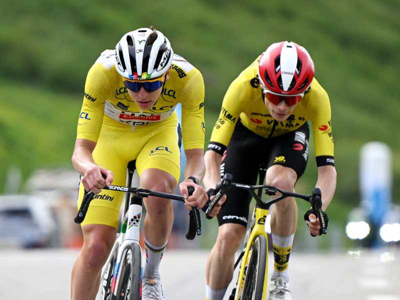 Tadej Pogacar e Jonas Vingegaard saranno i grandi protagonisti del Tour de France 2025 che scatta oggi  a Lilla pee concludersi il 27 luglio a Parigi (foto Getty Images)