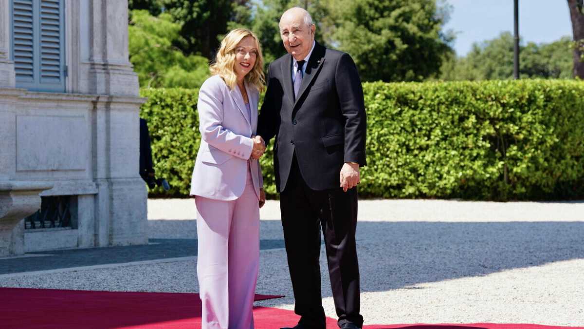 Immagine di Il silenzio dell’Italia all’incontro con il presidente algerino fa male a Boualem Sansal