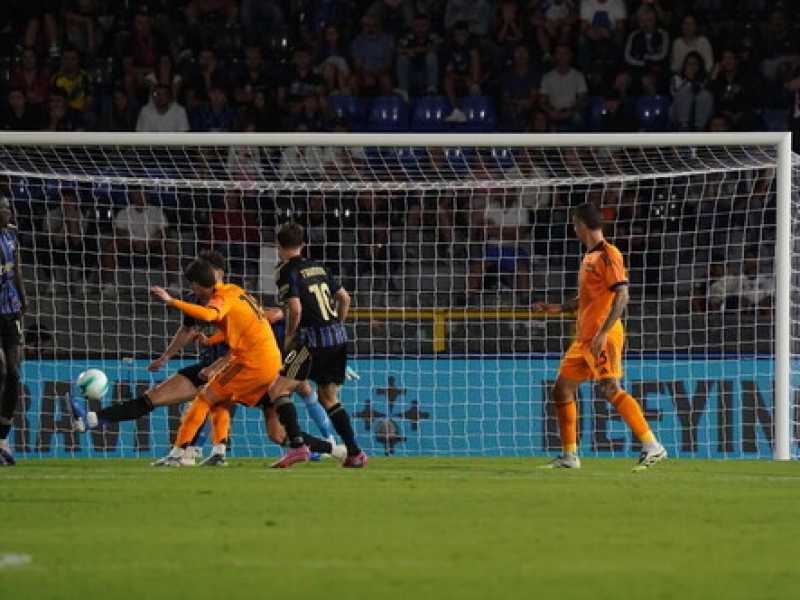 il gol di Matias Soulé in Pisa-Roma 0-1 (foto LaPresse) <br />