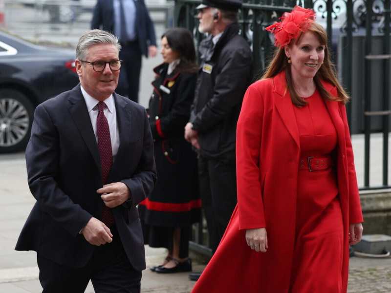<strong>Keir Starmer con Angela Rayner (foto Epa, via Ansa)</strong>&nbsp;