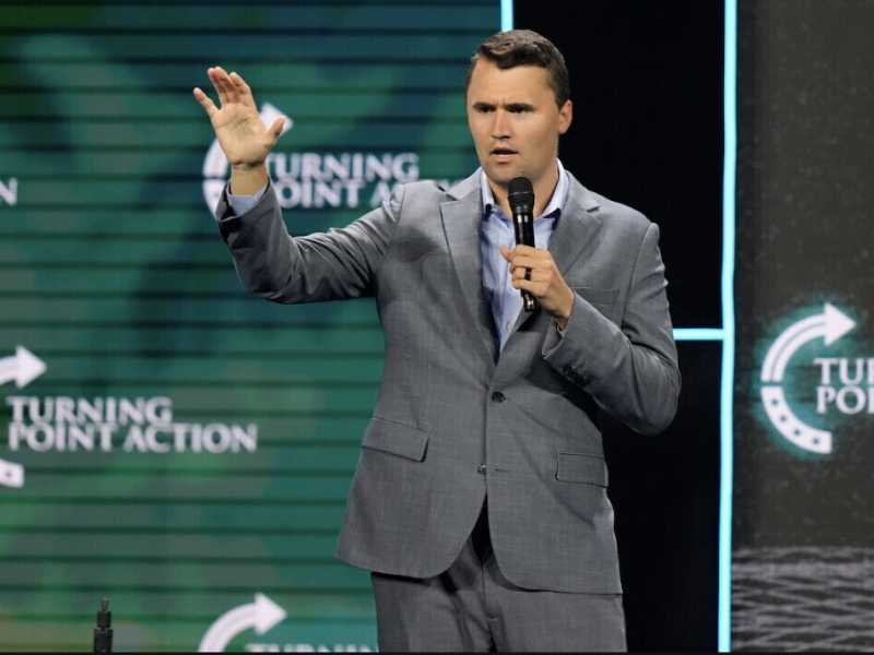 E' stato ucciso Charlie Kirk, giovane e popolare attivista della destra americana