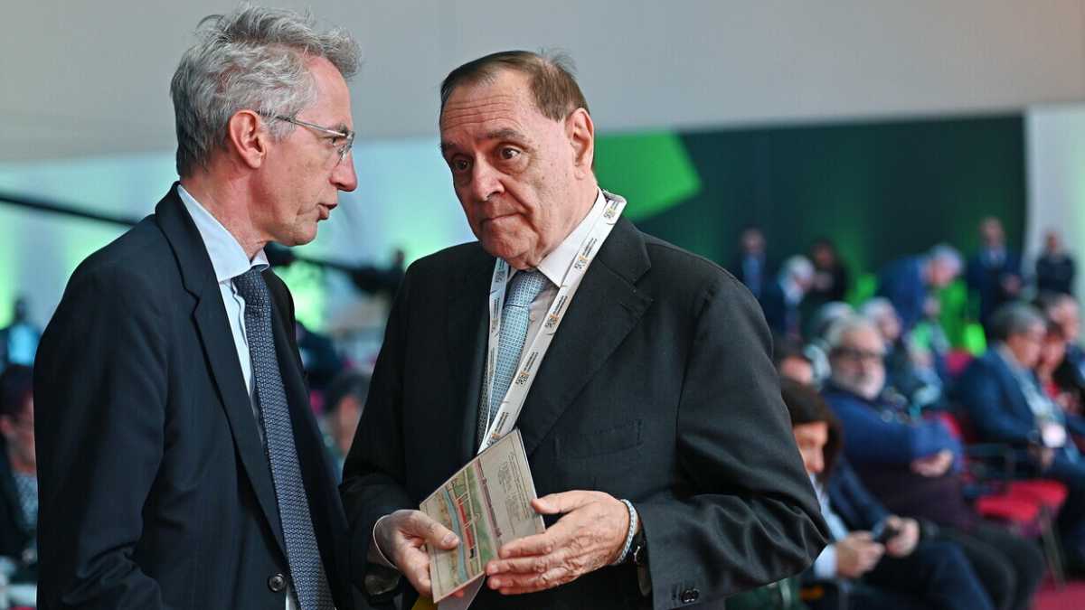 Immagine di Mastella: “Fico si calmi, i candidati in Campania non li può selezionare un pool di ex magistrati”