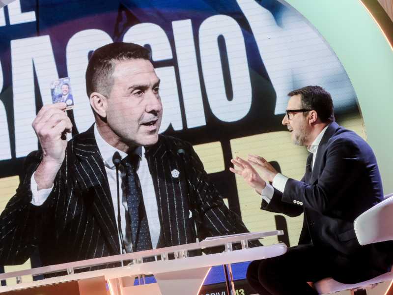 Salvini difende Vannacci (che diserta i Federali Lega) e il generale prepara la presa di Pontida