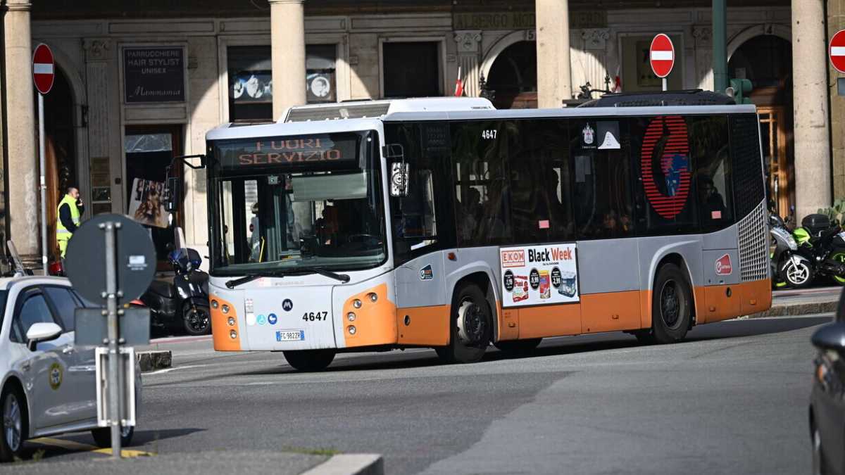 Immagine di Il trasporto pubblico, Genova e la Liguria. Un botta e risposta con Bucci