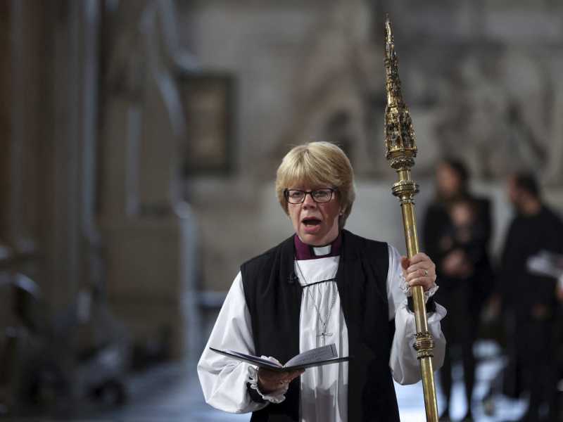 Sarah Mullally è la nuova arcivescova di Canterbury