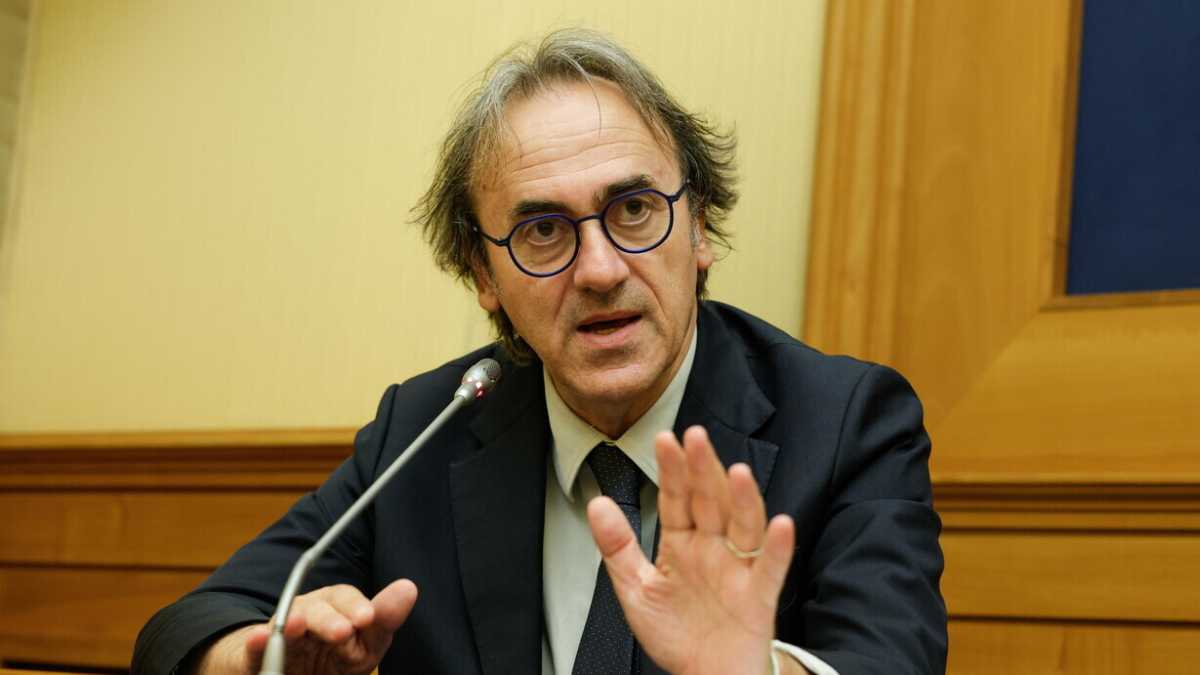 Immagine di Bonelli: “Sì alle primarie. Anche con Renzi. Avs è per il proporzionale”