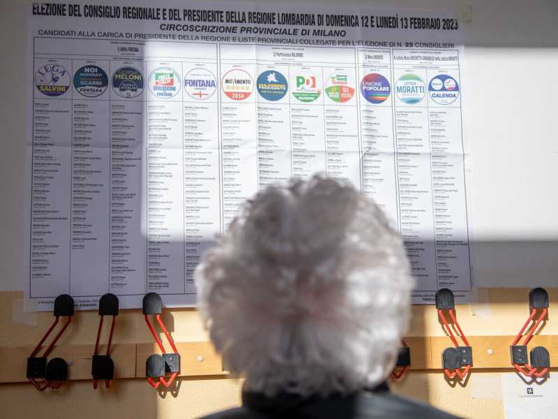 Il sondaggio politico Swg La7: quadro stabile, ma crescono i centristi e l’astensione