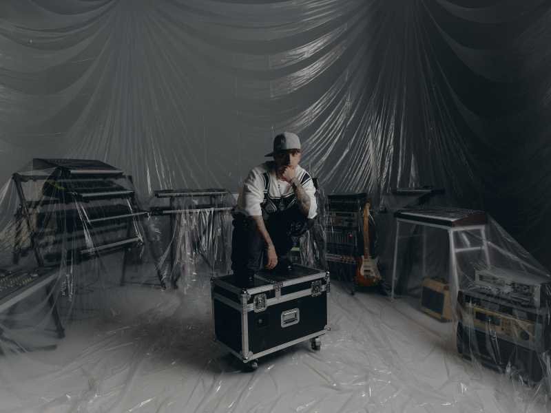 La “Dopamina” di Sick Luke, il producer che suona come un cantante