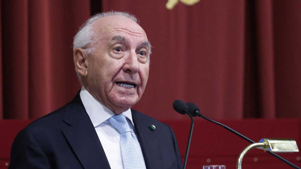 Immagine di Pd e 5 stelle contro il Garante della privacy: "Non c'è alternativa alle dimissioni dell'intero consiglio"