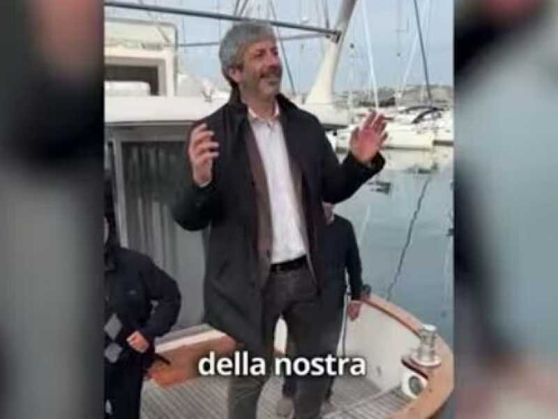 Fico e il posto barca a soli 550 euro l'anno, anche dopo la fine del mandato