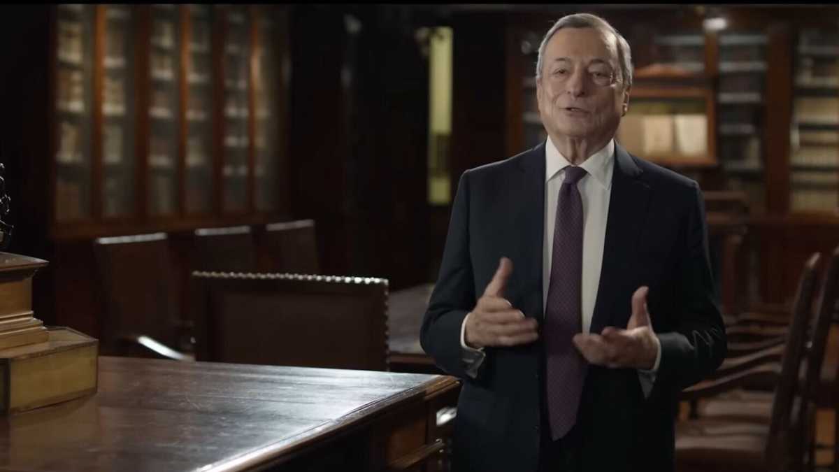 Immagine di Torna Mario Draghi (ma solo al cinema). Sarà nel nuovo film su Cucinelli