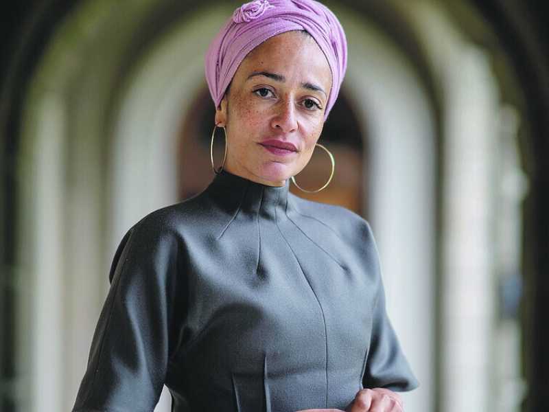 Zadie Smith (Getty Images). il suo ultimo libro, la raccolta di saggi &ldquo;Dead and Alive&rdquo;, &egrave; in uscita in Italia presso Mondadori