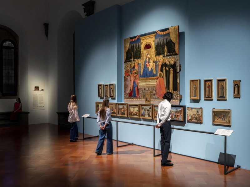La smania di fotografare il Beato Angelico. Il paradosso della “reliquia” digitale