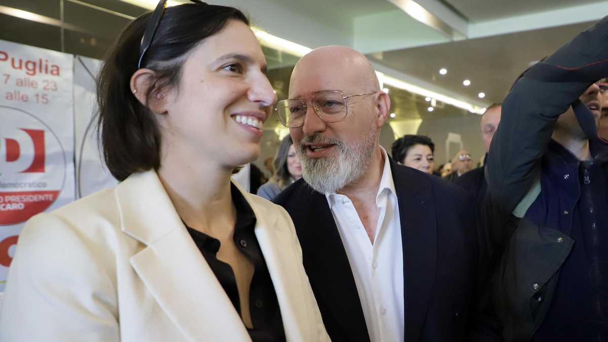 Immagine di Bonaccini, capo della minoranza Pd, va in maggioranza con Schlein: la risacca riformista