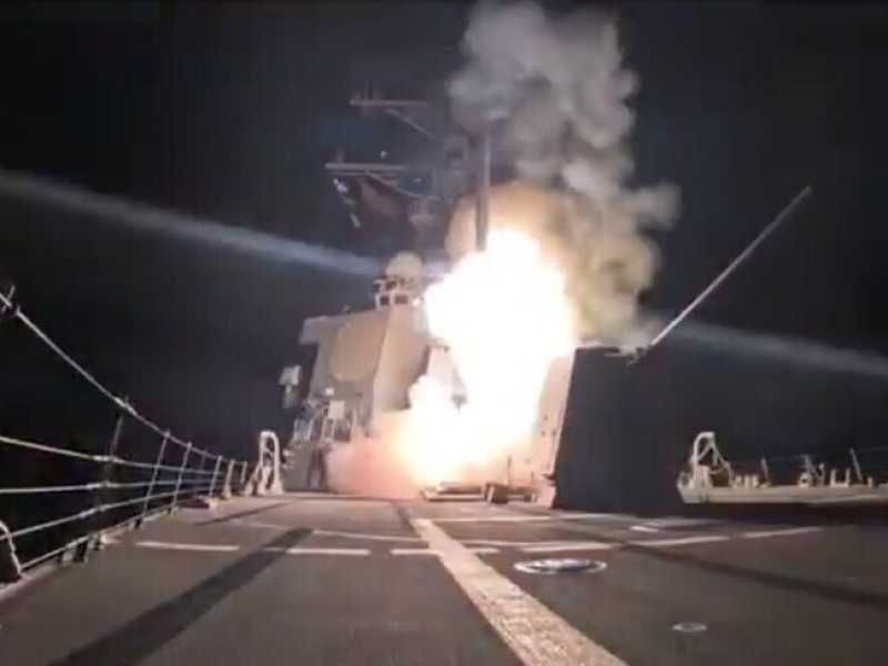 &nbsp;Un momento dell'attacco americano in Nigeria con il lancio di un missile Tomahawk&nbsp;