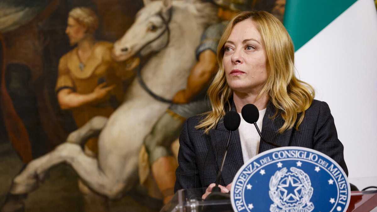 Immagine di Meloni e le centomila gavette di ghiaccio della Groenlandia
