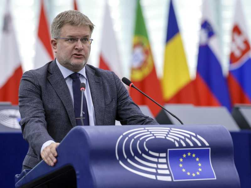 Fidanza (FdI): “Inspiegabile un’eventuale azione Usa contro la Groenlandia"