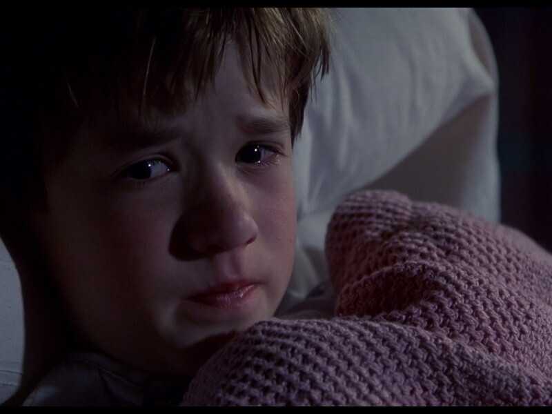 Cole, il bambino che, nel film Il sesto senso, vedeva la gente morta <br />