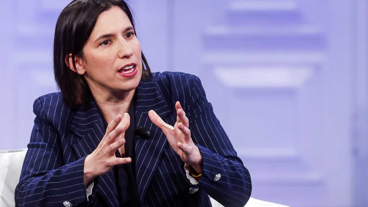 Immagine di Schlein, il referendum, le liste e la mini scissione possibile nel Pd