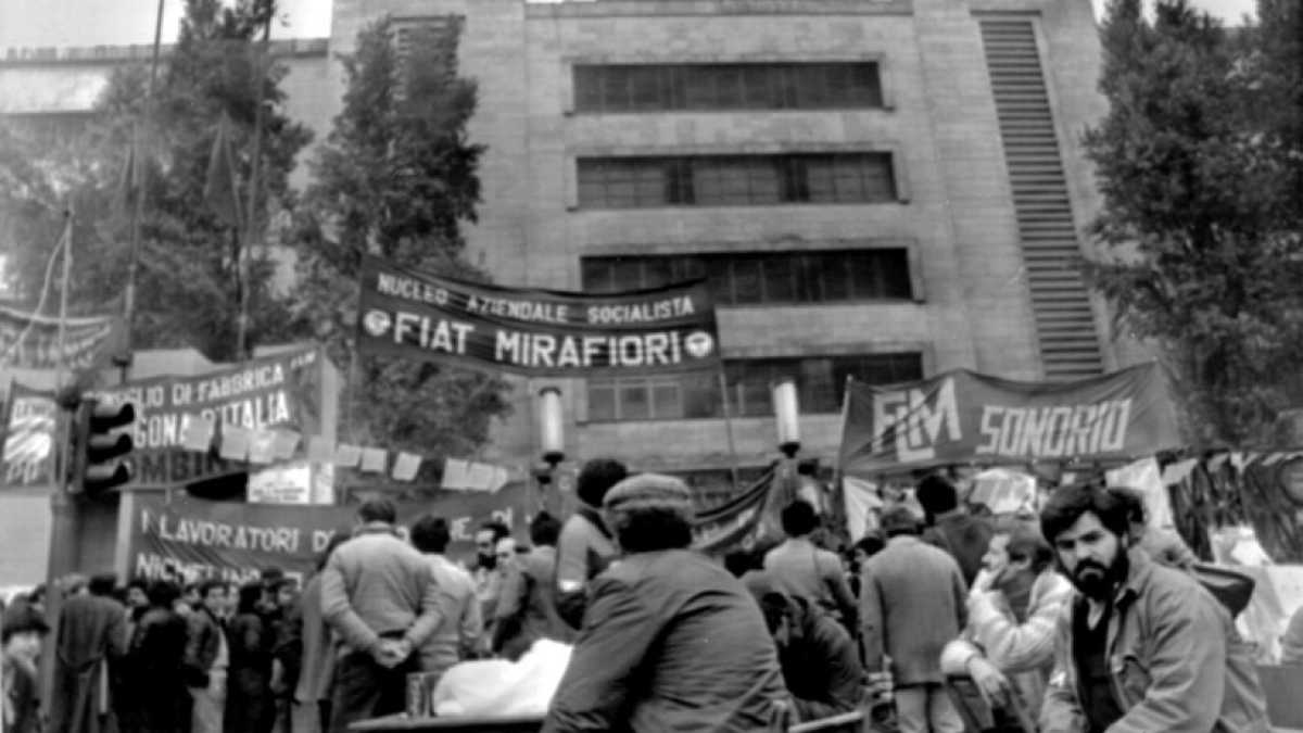 Immagine di Torino di miseria e nobiltà nel dialogo col nonno carrozziere mai conosciuto