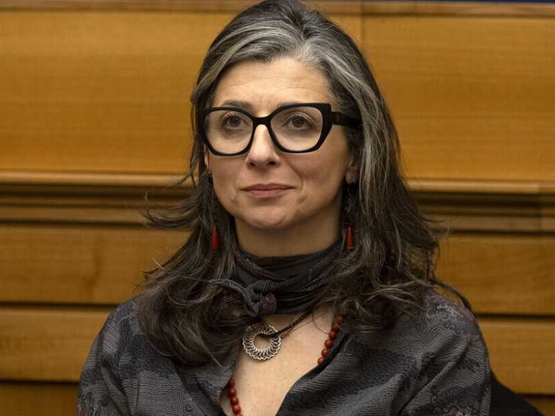 Francia sì, Albanese no