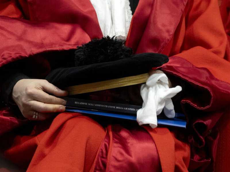 Il documento dei magistrati per il Sì: "Il sistema è profondamente malato"
