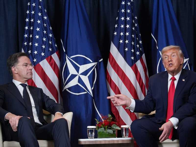 Donald Trump con il segretario generale della Nato, Mark Rutte