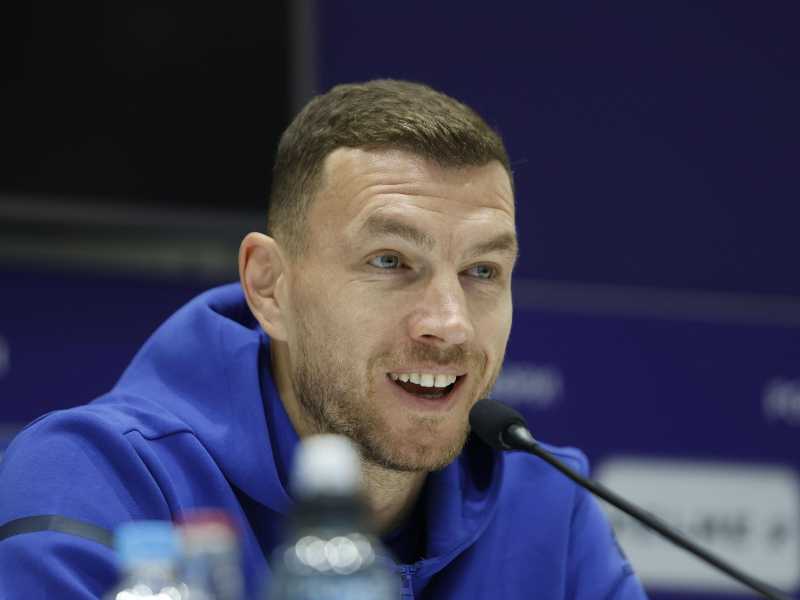 Edin Dzeko EPA/AMER KAJMOVIC BOSNIA AND HERZEGOVINA OUT