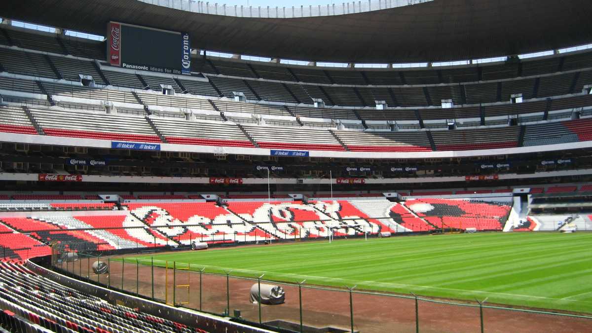 Immagine di L’Azteca, lo stadio che ha visto tutto