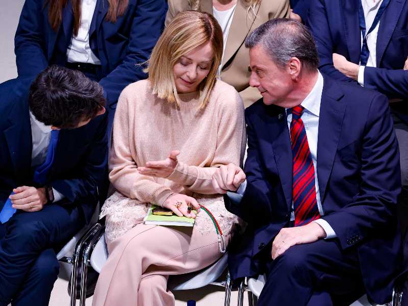 (L-R) Giovanni Donzelli, Italian Prime Minister Giorgia Meloni and Leader of Azione Carlo Calenda during 2nd National Congress of the political party Azione, Rome, Italy, 29 March 2025. ANSA/FABIO FRUSTACI