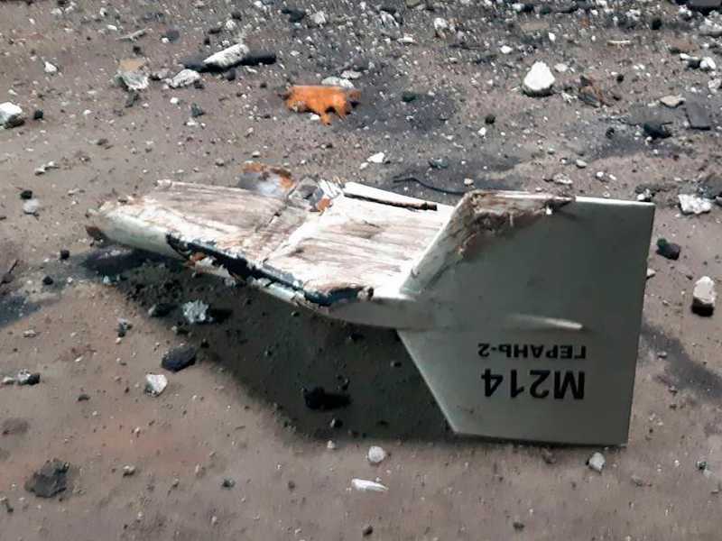 Alcuni resti di un drone iraniano Shahed abbattuto (Foto Ukrainian military's Strategic Communications Directorate via Ap, via LaPresse)