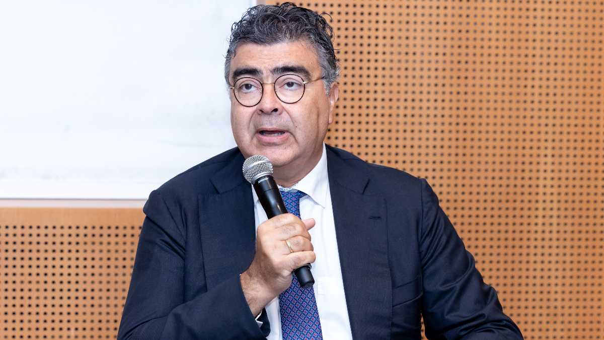 Immagine di Il Pd di Milano vuole abbandonare Tel Aviv, Fiano abbandona lui