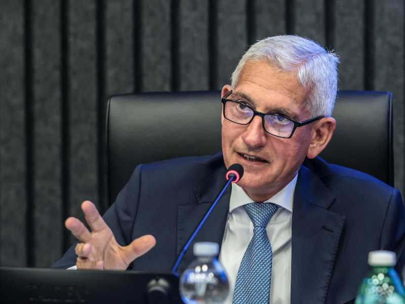 Giovanni Caravelli, direttore dell'Aise ( Agenzia informazioni e sicurezza esterna)  al convegno "L'intelligenza artificiale e le nuove sfide alla giustizia e alla sicurezza interna e internazionale" organizzato al Palazzo di Giustizia di Napoli 8  luglio  2025ANSA / npk