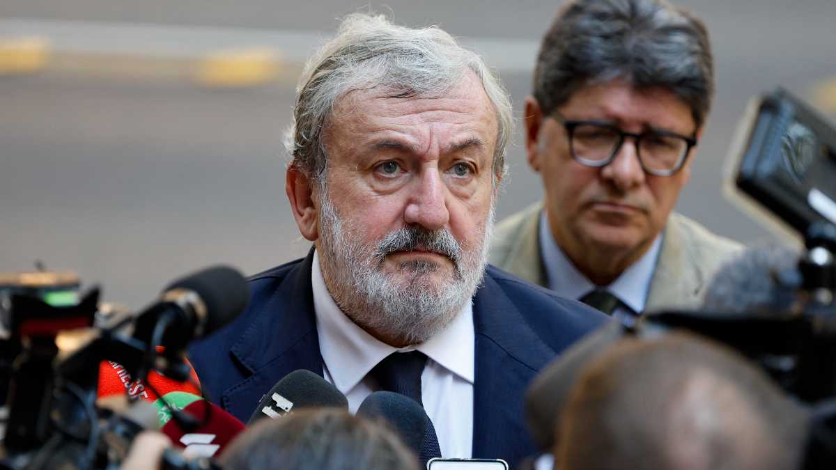 Immagine di Il caso Emiliano-Decaro è una commedia. I malumori al Csm