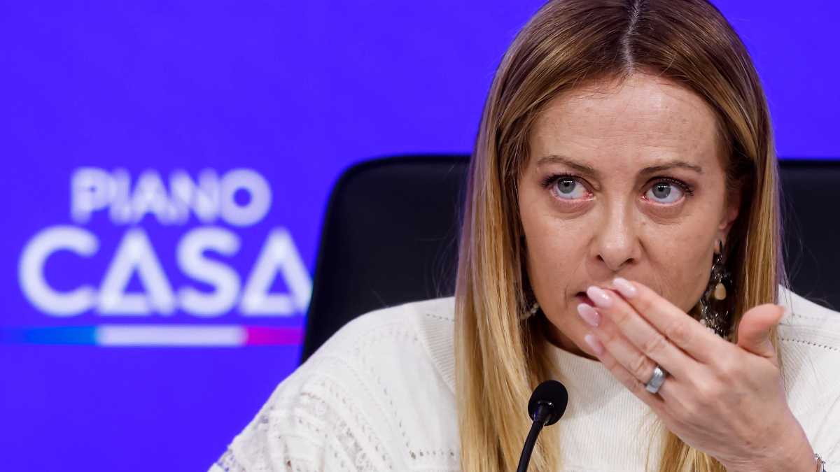 Immagine di Piano Casa, sgomberi e accise: il Cdm che Meloni voleva. E le domande che non voleva