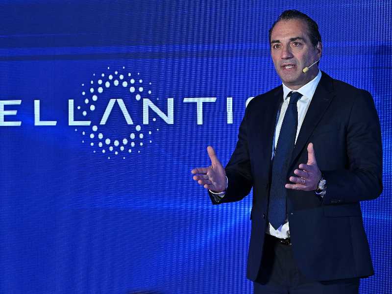 Il primo bilancio di Filosa in Stellantis è positivo: il riassetto è iniziato