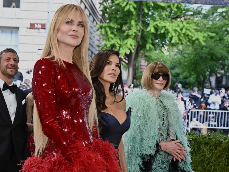 Nicole Kidman, Lauren Sánchez Bezos e Anna Wintour sul red carpet del Met Gala (foto Ap, via LaPresse)