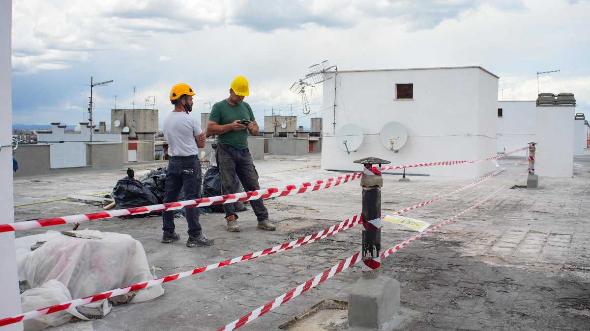 Immagine di La destra fa la sinistra sul Piano casa, ma a Roma la sinistra lo boccia sui conti
