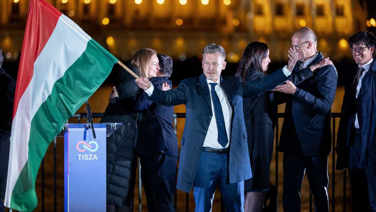 Immagine di Alle elezioni gli ungheresi hanno votato contro Orbán. La sfida di Magyar