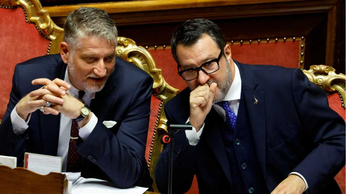 Immagine di Giuli vs Salvini: "Il post sulla Biennale? Pensavo fosse un'autocritica per il suo assenteismo"