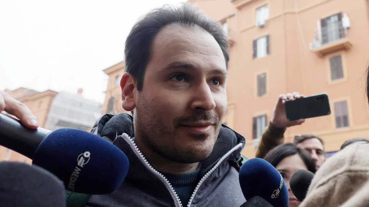 Immagine di Continuiamo ad avvicinare lo sguardo ma non vediamo più nulla